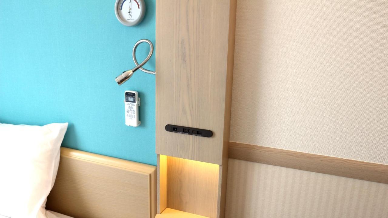 Toyoko Inn Tokyo Keio-Sen Higashi-Fuchu-Eki Kita-Guchi Экстерьер фото