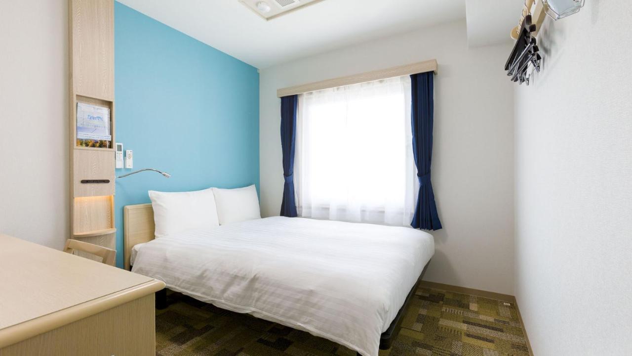 Toyoko Inn Tokyo Keio-Sen Higashi-Fuchu-Eki Kita-Guchi Экстерьер фото
