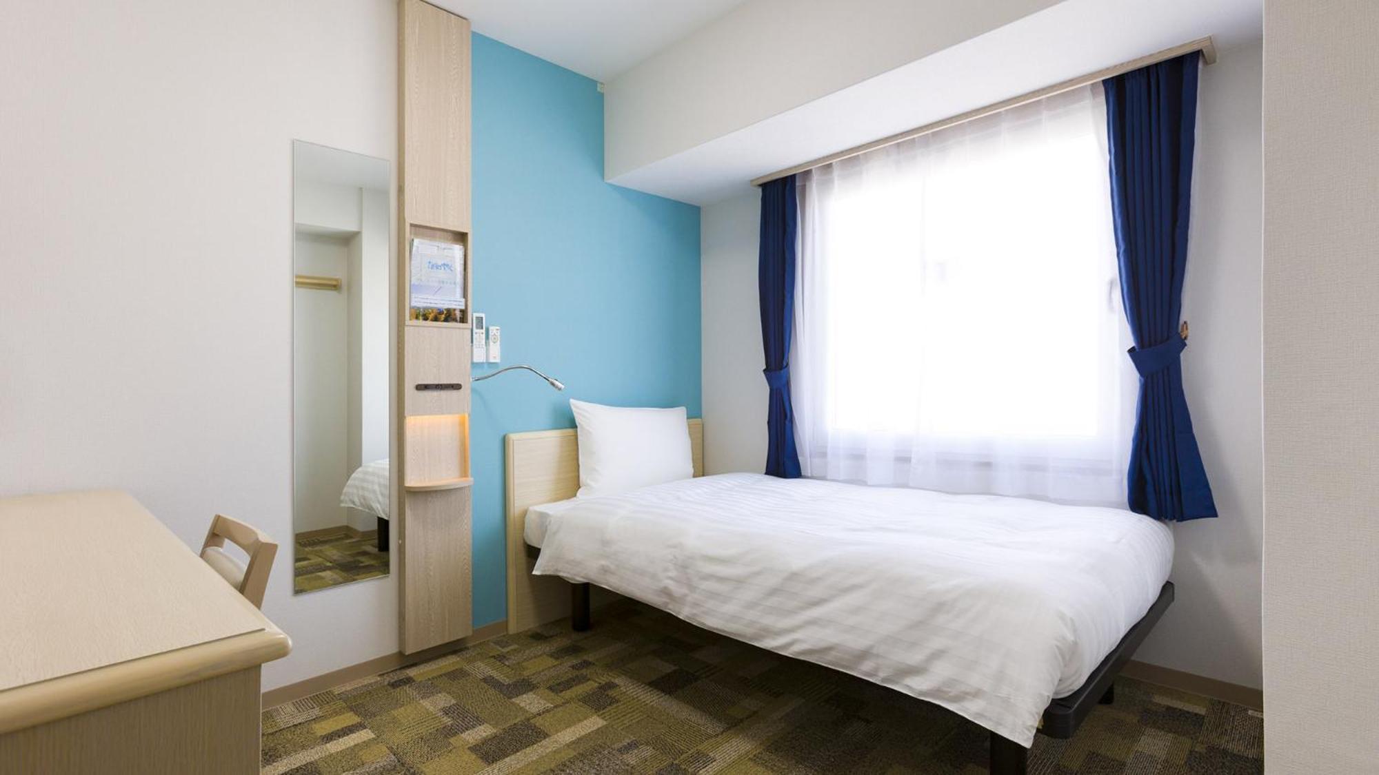 Toyoko Inn Tokyo Keio-Sen Higashi-Fuchu-Eki Kita-Guchi Экстерьер фото